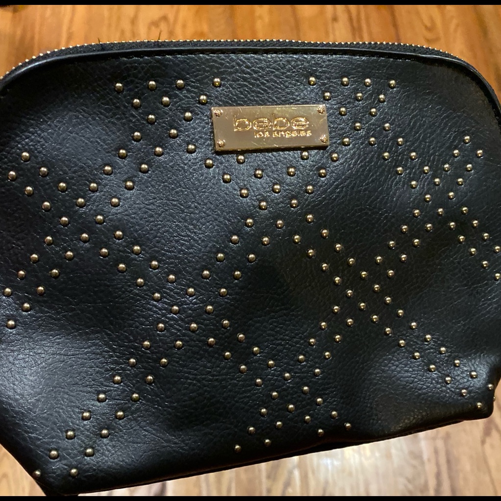 Black Bebe Makeup Bag Or Use As Wristlet Black Bebe Makeup Bag Or Use As Wristlet